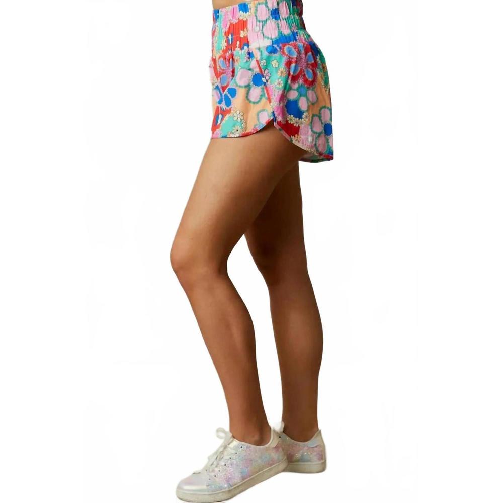 NEW PEACH LOVE floral print sporty shorts in multi - Picture 2 of 4